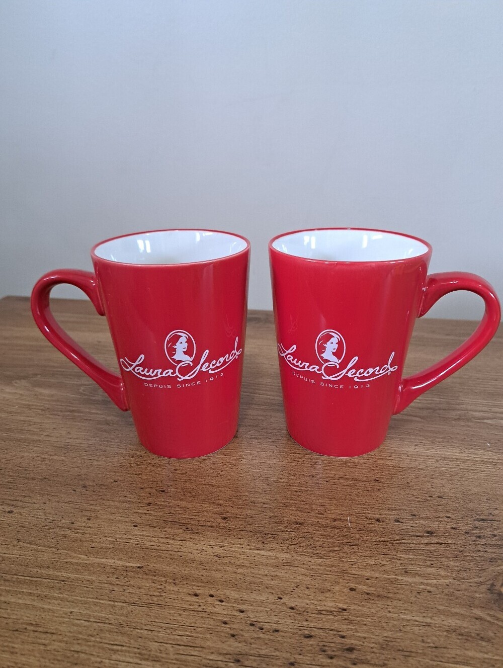 Set of 2 Laura Secord Mugs Red Ceramic Mugs Classic Coffee Tea Drinkware